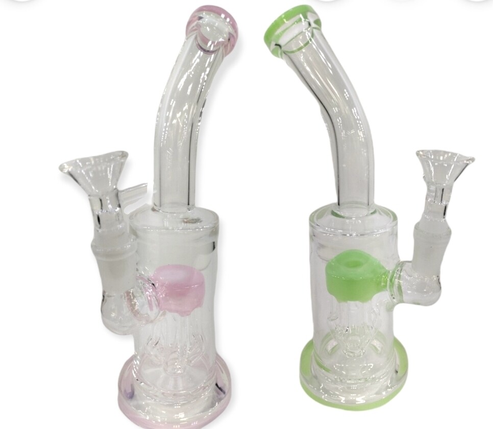 Small glass water pipe