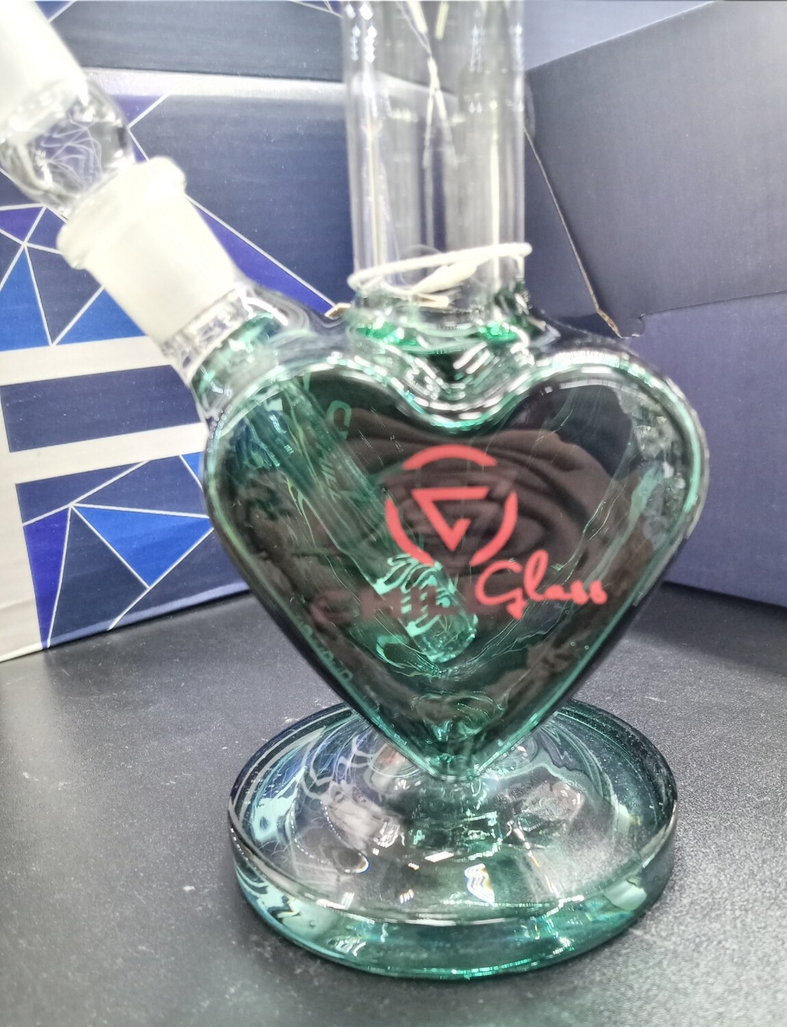 Chill Glass Heart Oil Rig/Water Pipe