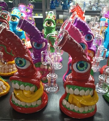 Small Bent Neck Monster Oil Rig