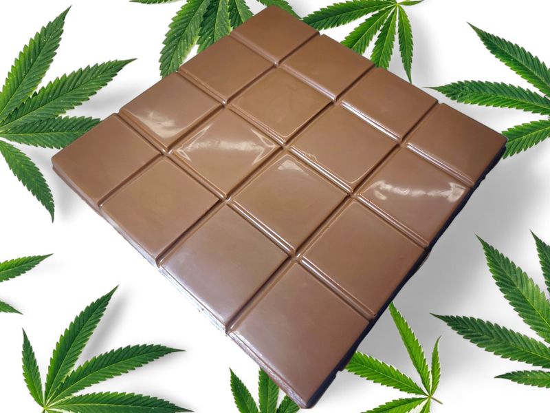 400mg THC Infused Chocolate Slab - 25mg per block (x16)