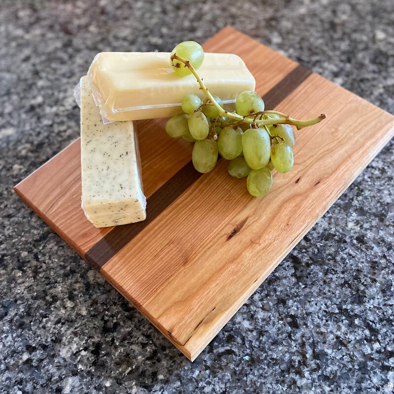Cutting Board – 8x11 – Cherry/Walnut