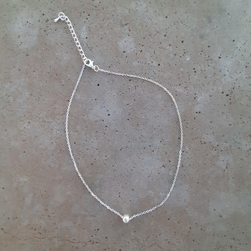 Pearl necklace