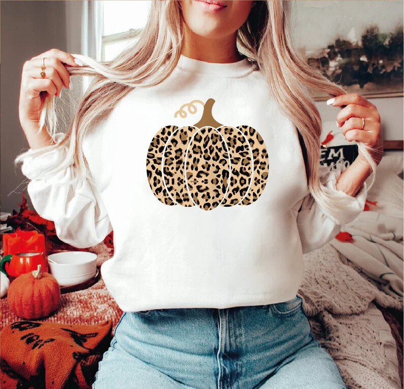 Woman Leopard Pumpkin Design Sweatshirt