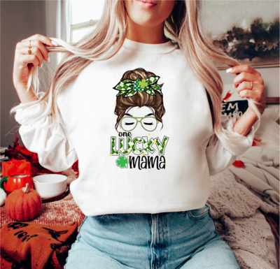 Unisex St Patricks Day Lucky Mama Sweatshirt