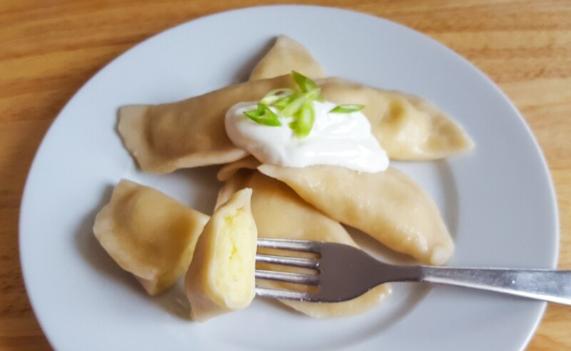 Varenyky (cheese/potatoes, cabbage, potatoes/onion) 12pcs