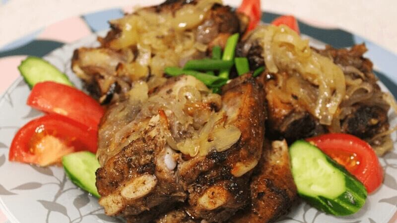Ukrainian style Baked Pork Ribs with onions