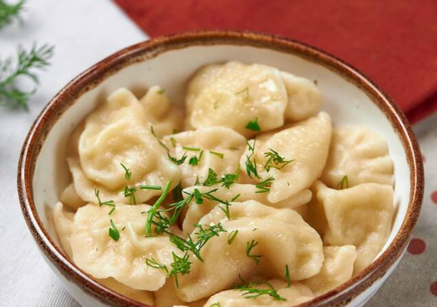 Varenyky (cheese/potatoes, cabbage, potatoes/onion) 12pcs