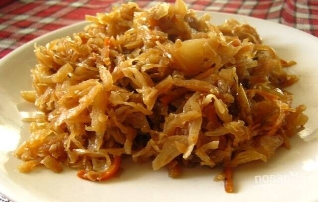 Stewed cabbage