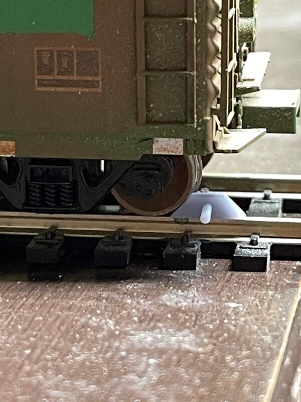 HO:  Railroad Wheels Chocks