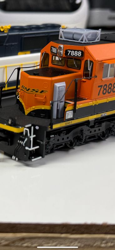 HO: BNSF Angled Handbrake Adapter