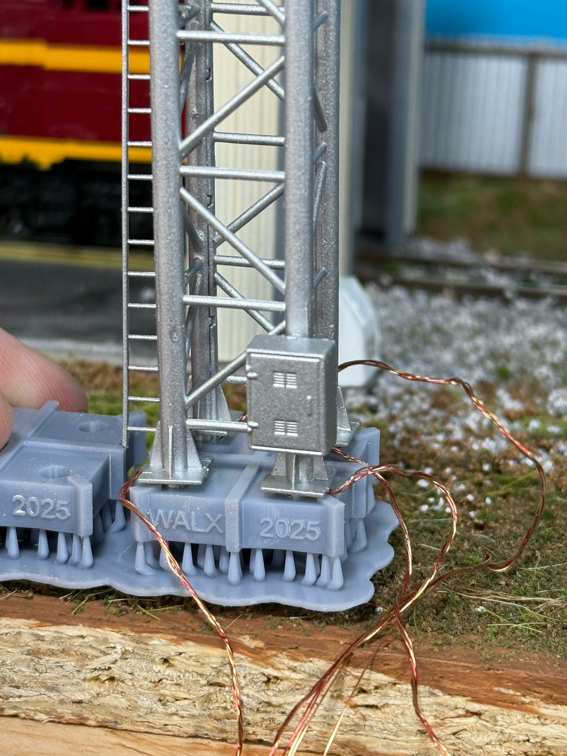 HO: Atlas / BLMA Modern Signal Bridge Drill Jig