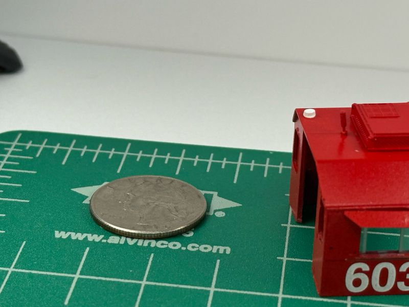 HO: MODERN 5G RAIL GPS ANTENA
