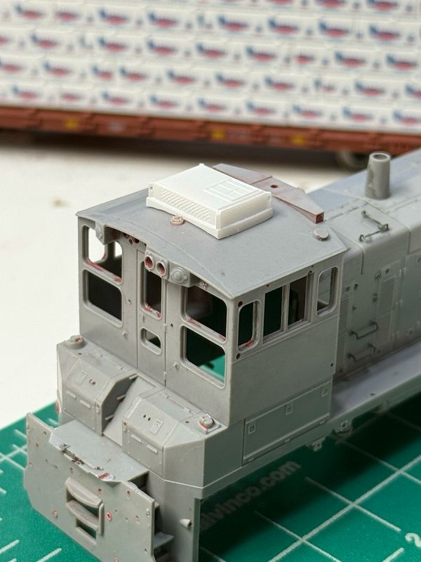 HO: NS Style AC with Curved Roof Base