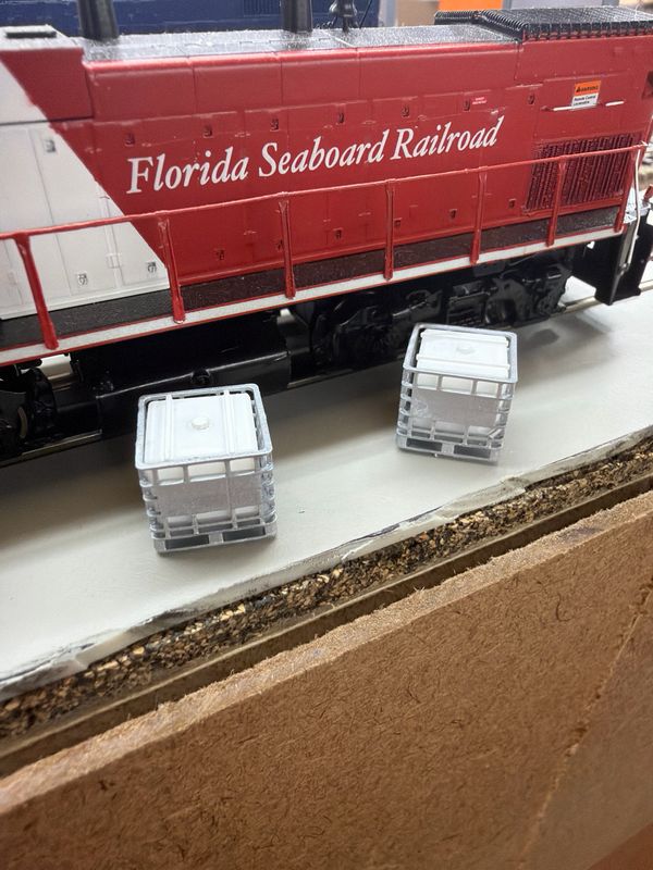 HO: IBC Tanks with Removable Tank