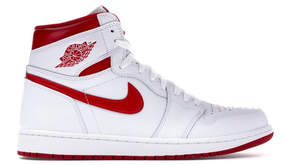 1 Retro Metallic Red (2017)