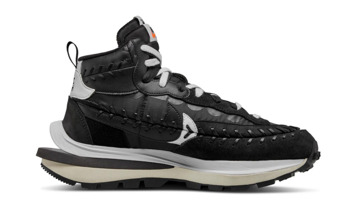 Nike Vaporwaffle sacai Jean Paul Gaultier Black White