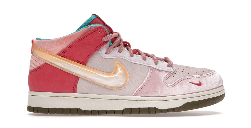 Nike Dunk Mid Social Status Free Lunch Strawberry Milk