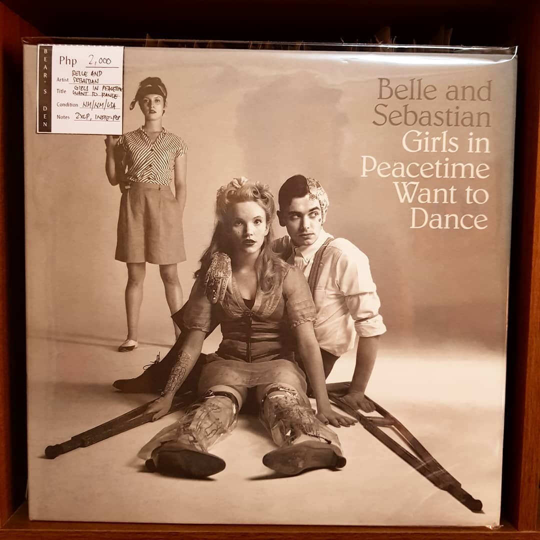 Belle &amp; Sebastian- Girls In Peacetime Want To Dance