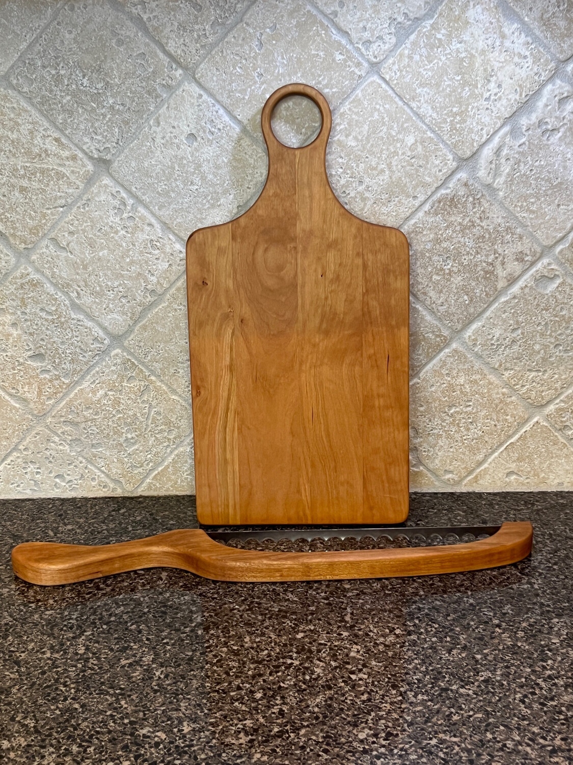 Bread Knife and Cutting Board
