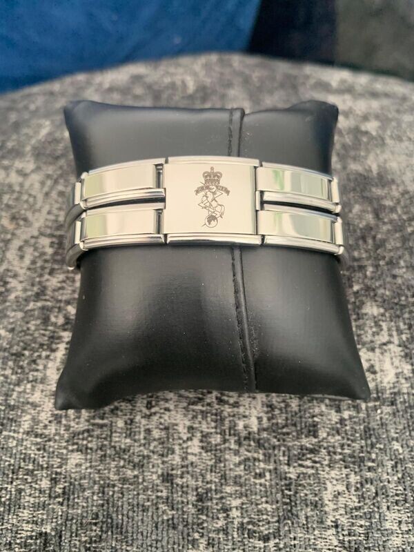 STAINLESS REGIMENTAL BAND