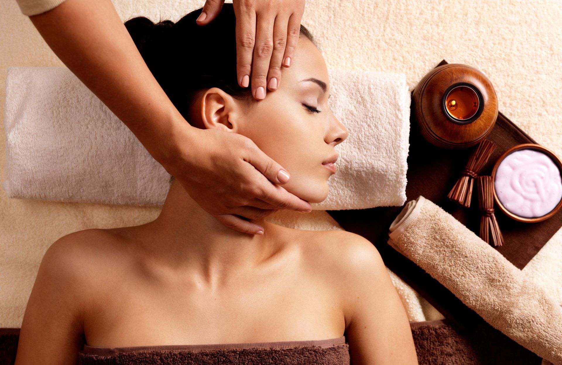 Kobido + Radiofréquence visage 1h