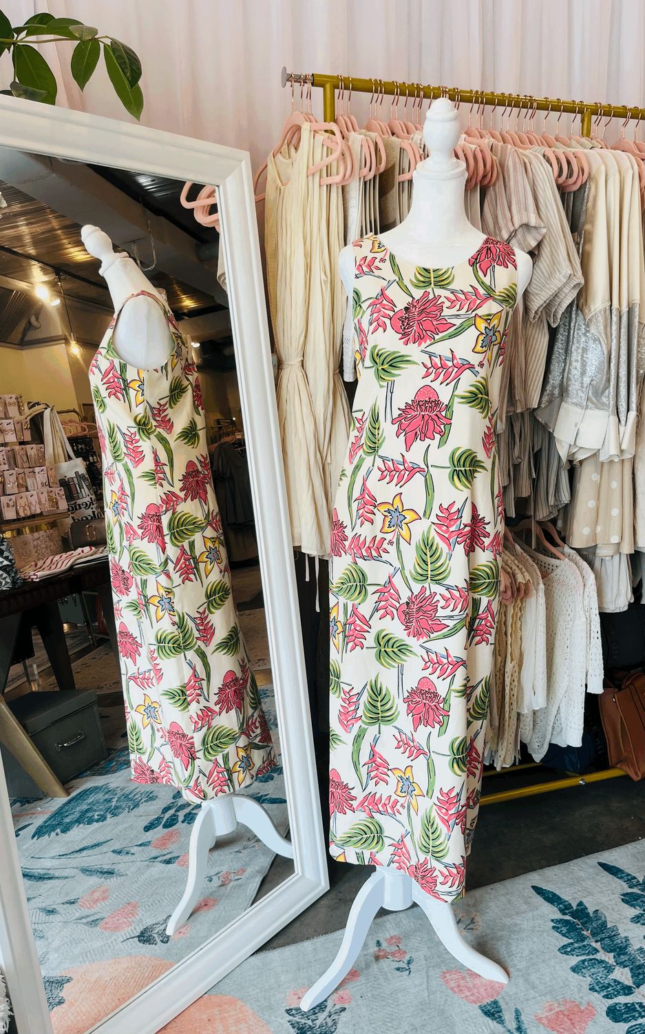 Vintage Pineapple Moon Midi