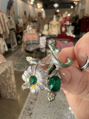 Daisy Gem Brooch