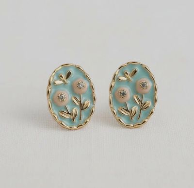 Floral Bee Earrings