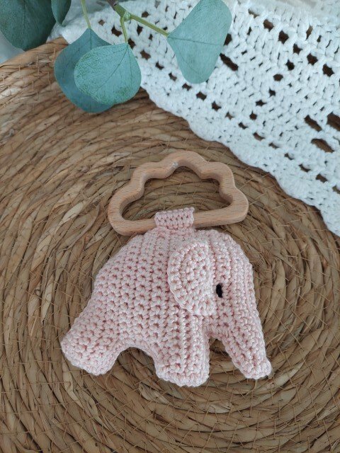Rammelaar olifant | lichtroze
