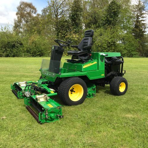 JOHN DEERE 900 Triple Mower-CLEARANCE JOHN DEERE 900 Triple Mower-CLEARANCE