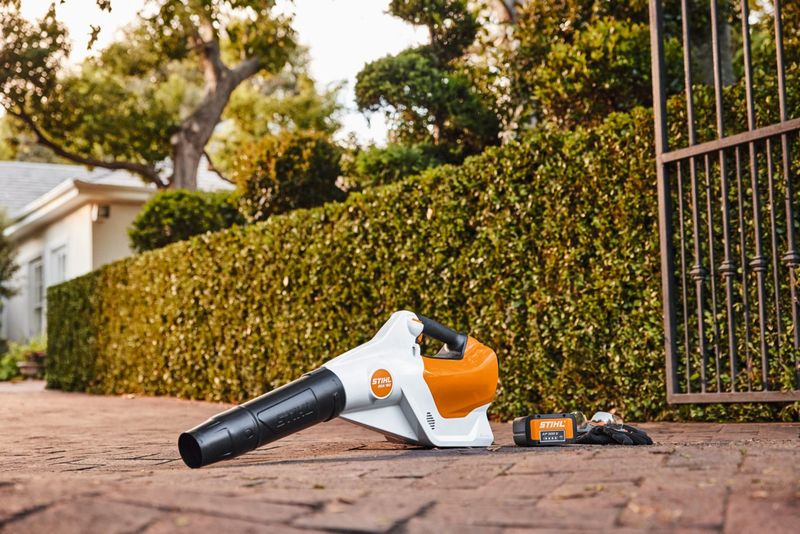 BGA 160 NEW Cordless Blower BGA 160 NEW Cordless Blower