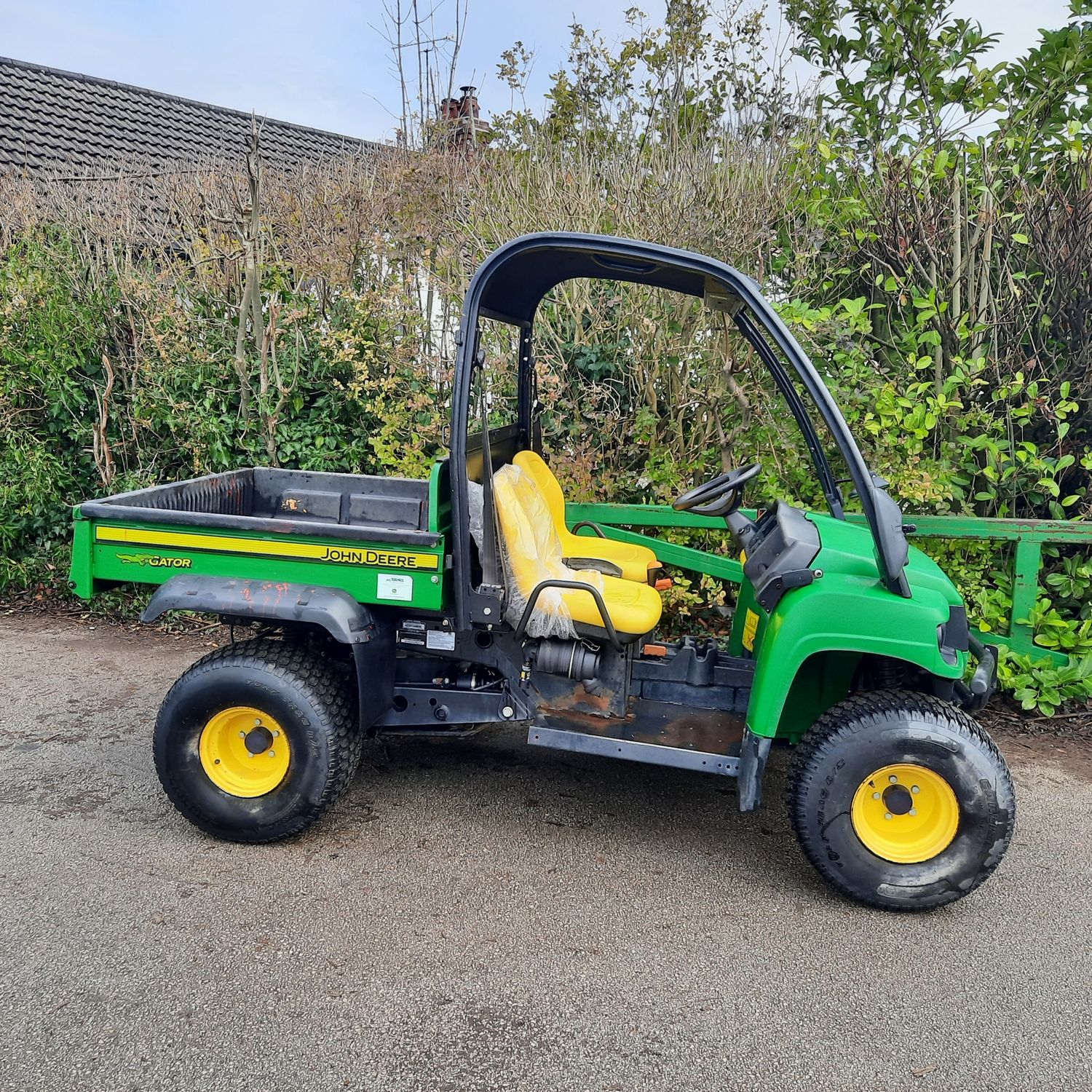 Used 2016 John Deere HPX 4X4 Gator