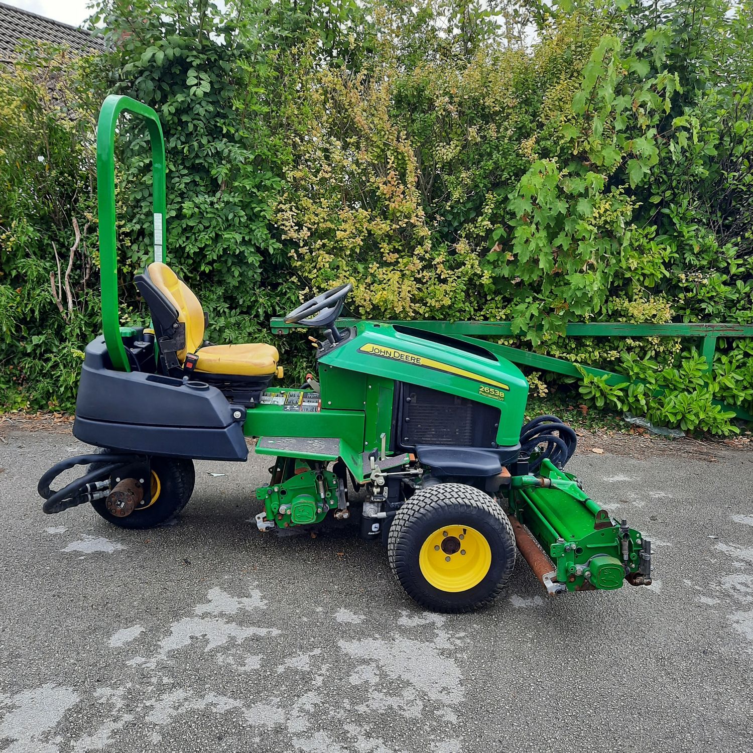 Used John Deere 2653B cylinder mower Used John Deere 2653B cylinder mower