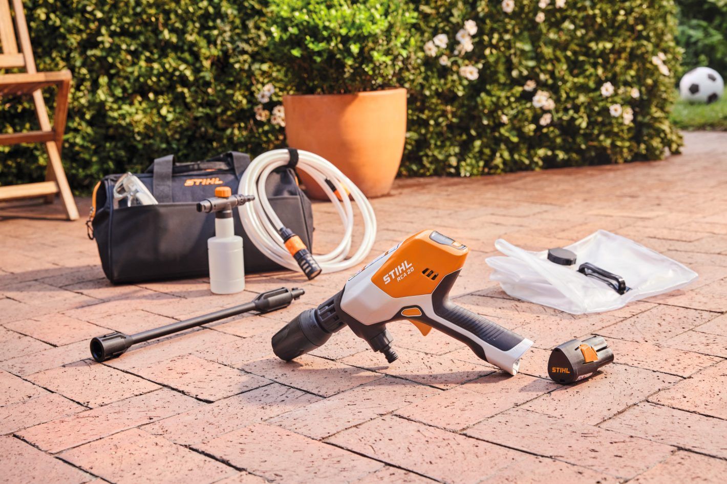 STIHL RCA 20 Cordless Pressure Washer set