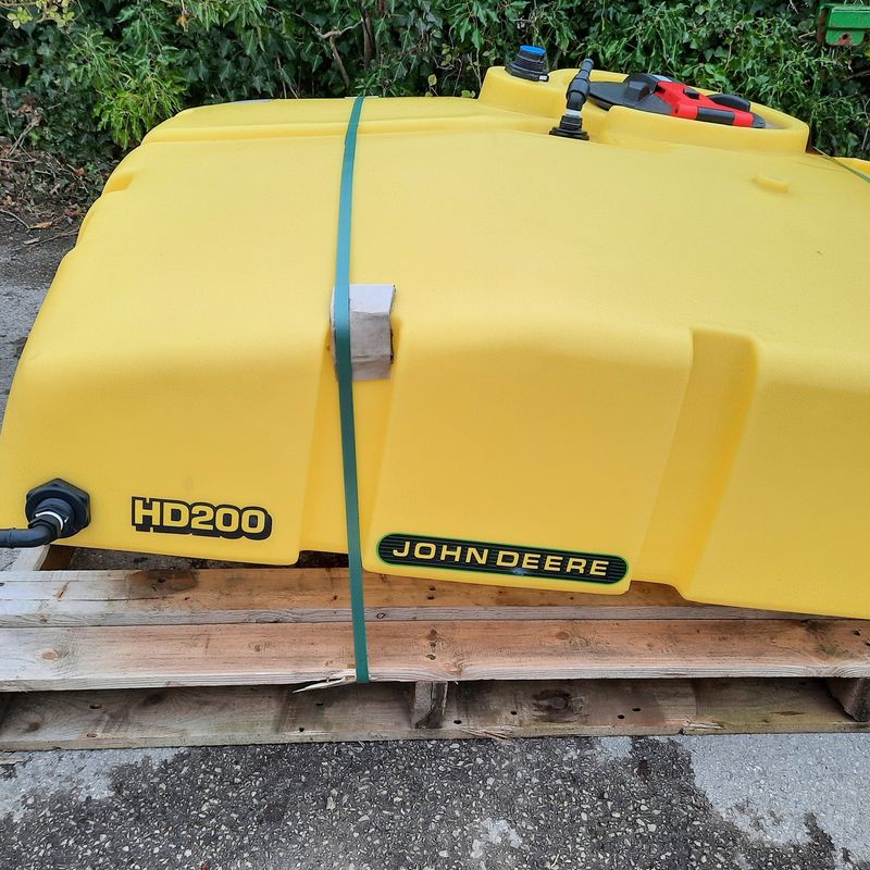 John Deere HD200 Tank – Serial #TCA15643 John Deere HD200 Tank – Serial #TCA15643