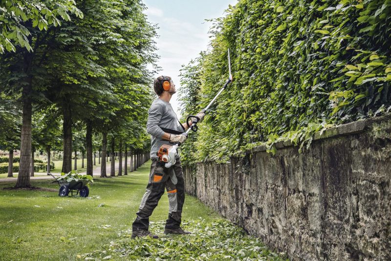 STIHL HL 94 C-E.Petrol Long Reach Hedge Trimmer-CLEARANCE