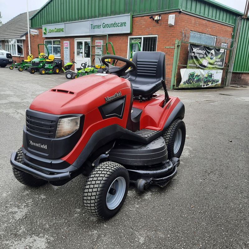 Used Mountfield 2446H-SD Mulching Ride-On Mower Used Mountfield 2446H-SD Mulching Ride-On Mower