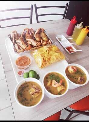 Encebollado con cangrejo