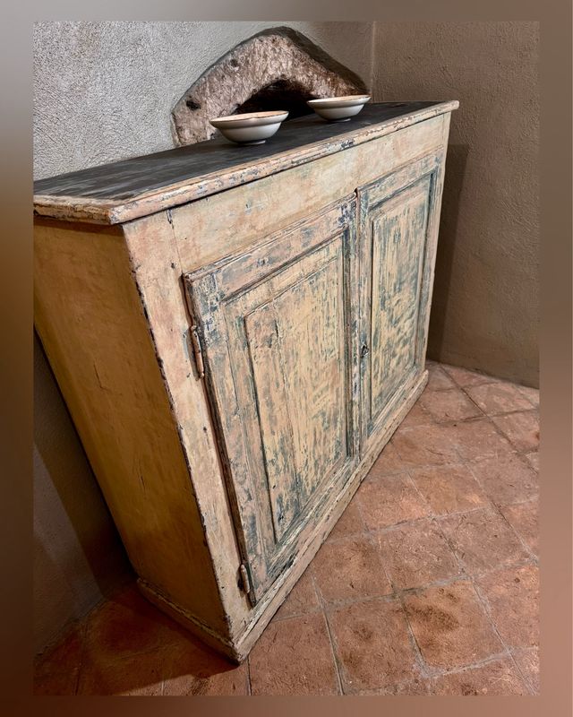 CREDENZA