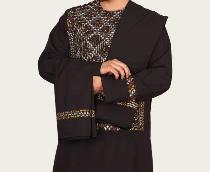 Traditional Afghan men’s clothing