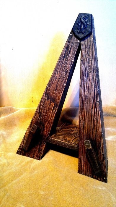 Rustic Guitar Stand