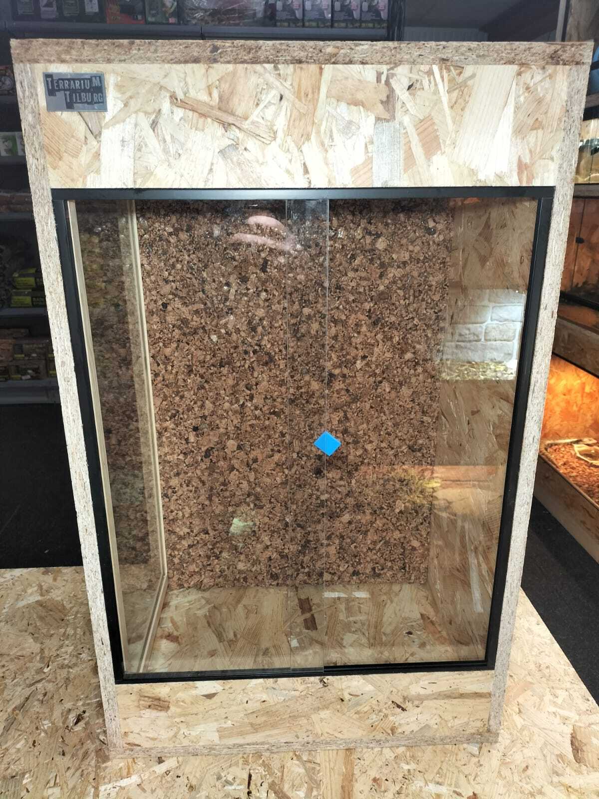 OSB3 Terrarium 50/40/80 incl zijraam & achterwand