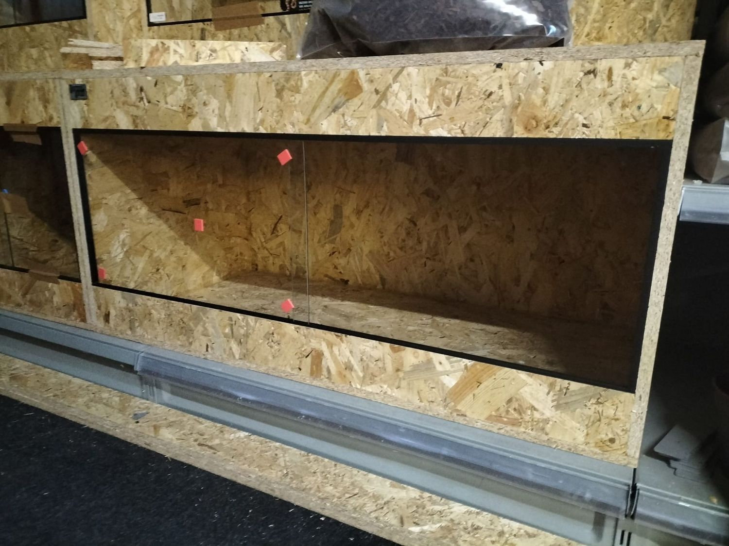 Osb3 terrarium 120/60/60 incl luxe achterwand