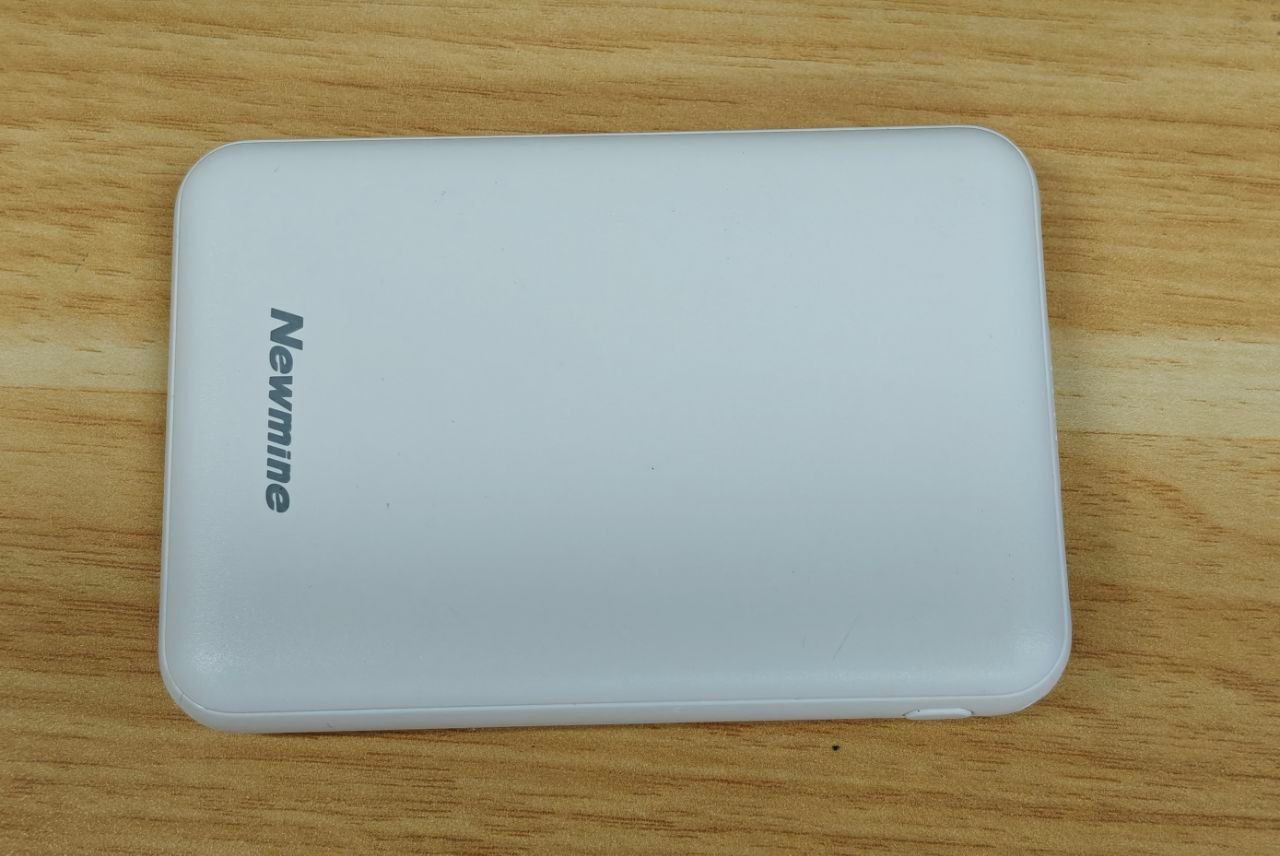 Newmine 5000mAh 移動電池