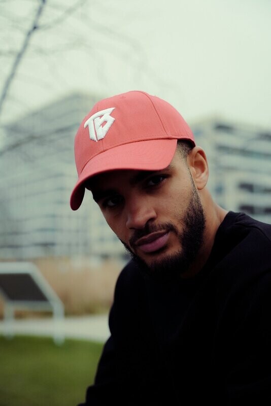 TB HAT WHTE/RED