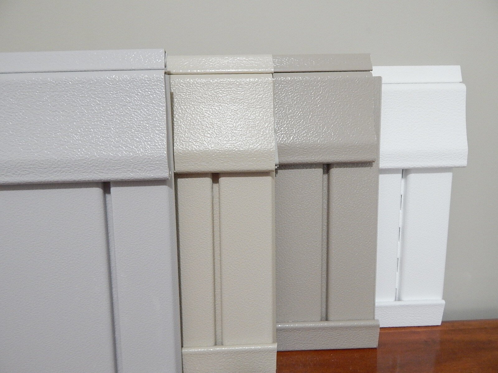 RUSTIQUE RIBB Mobile Home Vinyl Skirting Top Back Rail
