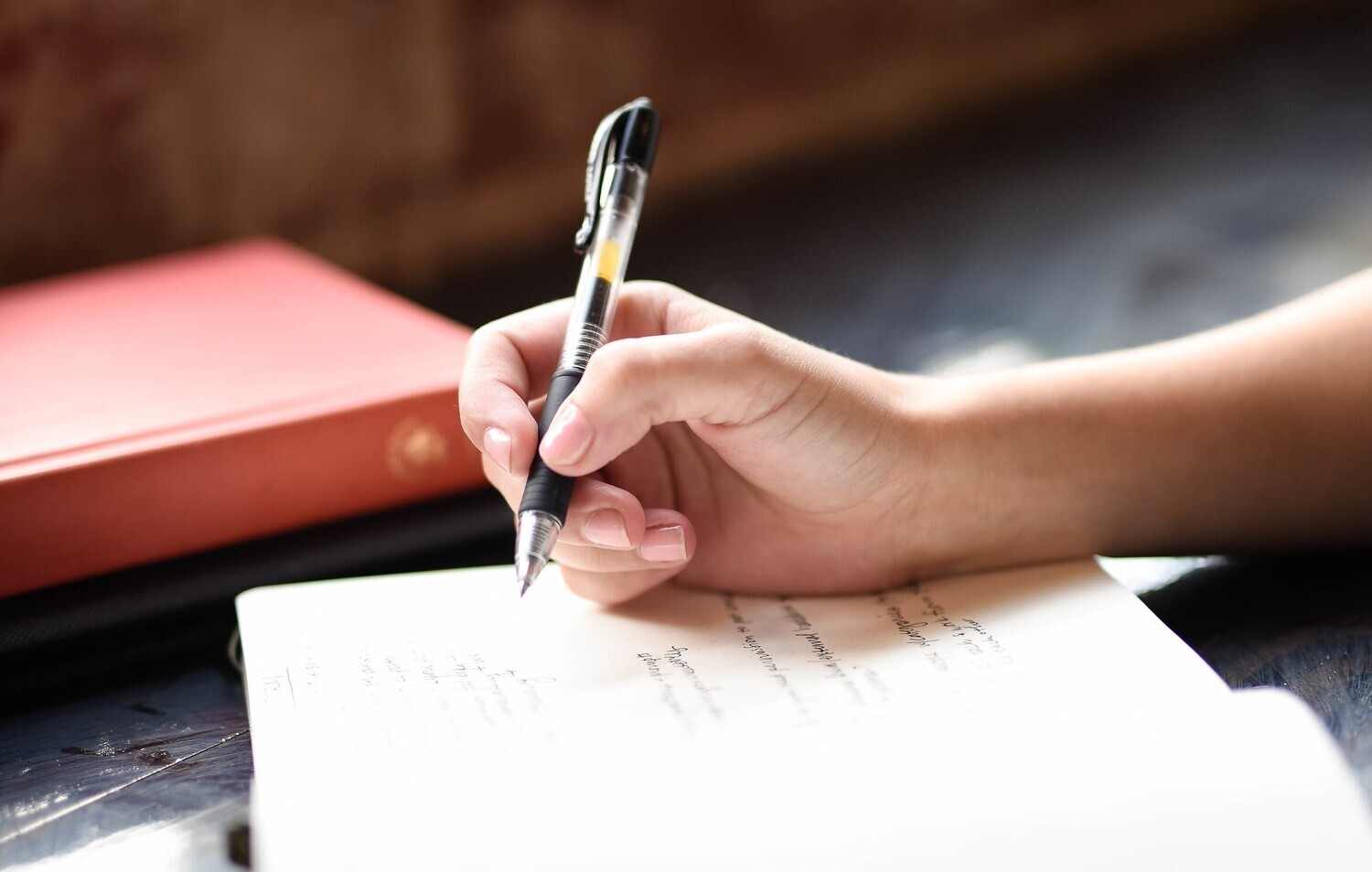 Make your Essay Structure Rock-Solid with These Tips