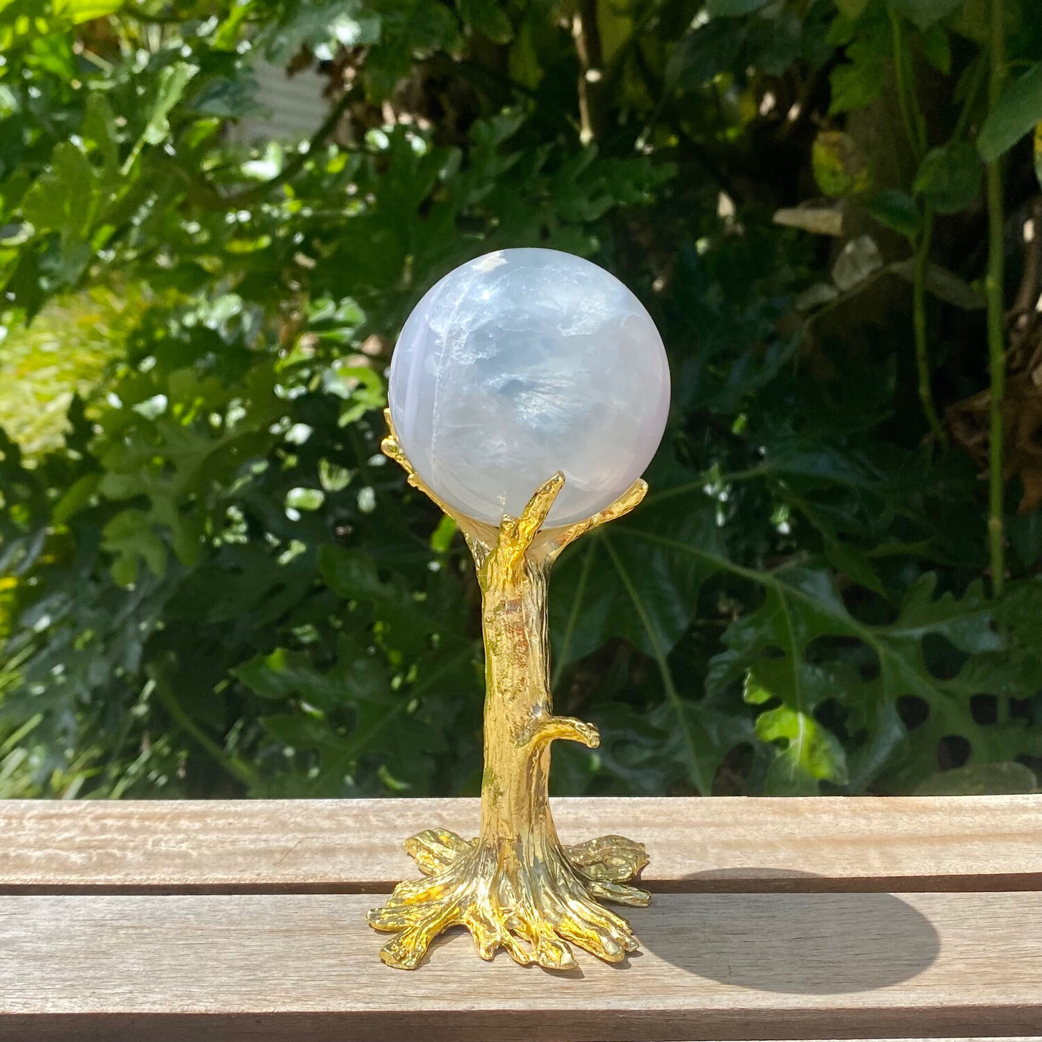 Gold Tree Stand