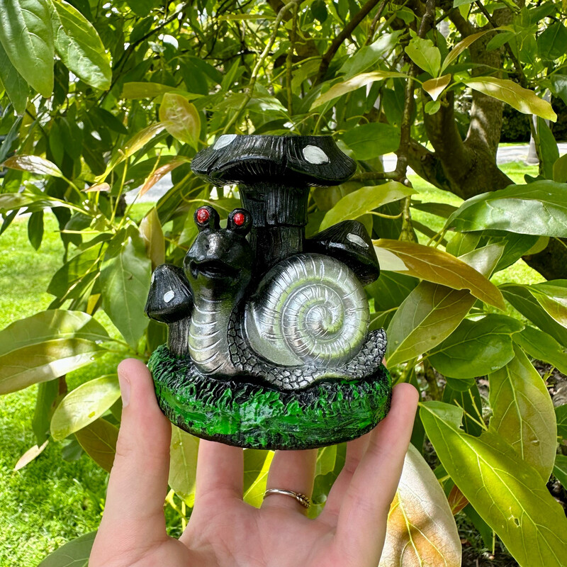 Silver Snail And Mushroom Sphere Stand