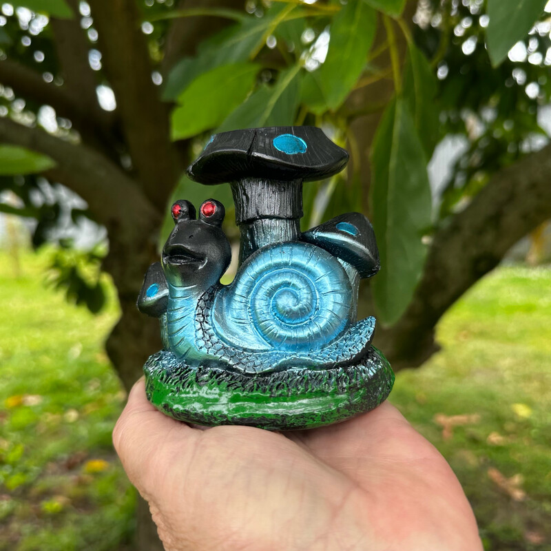 Snail And Mushroom Sphere Stand Blue